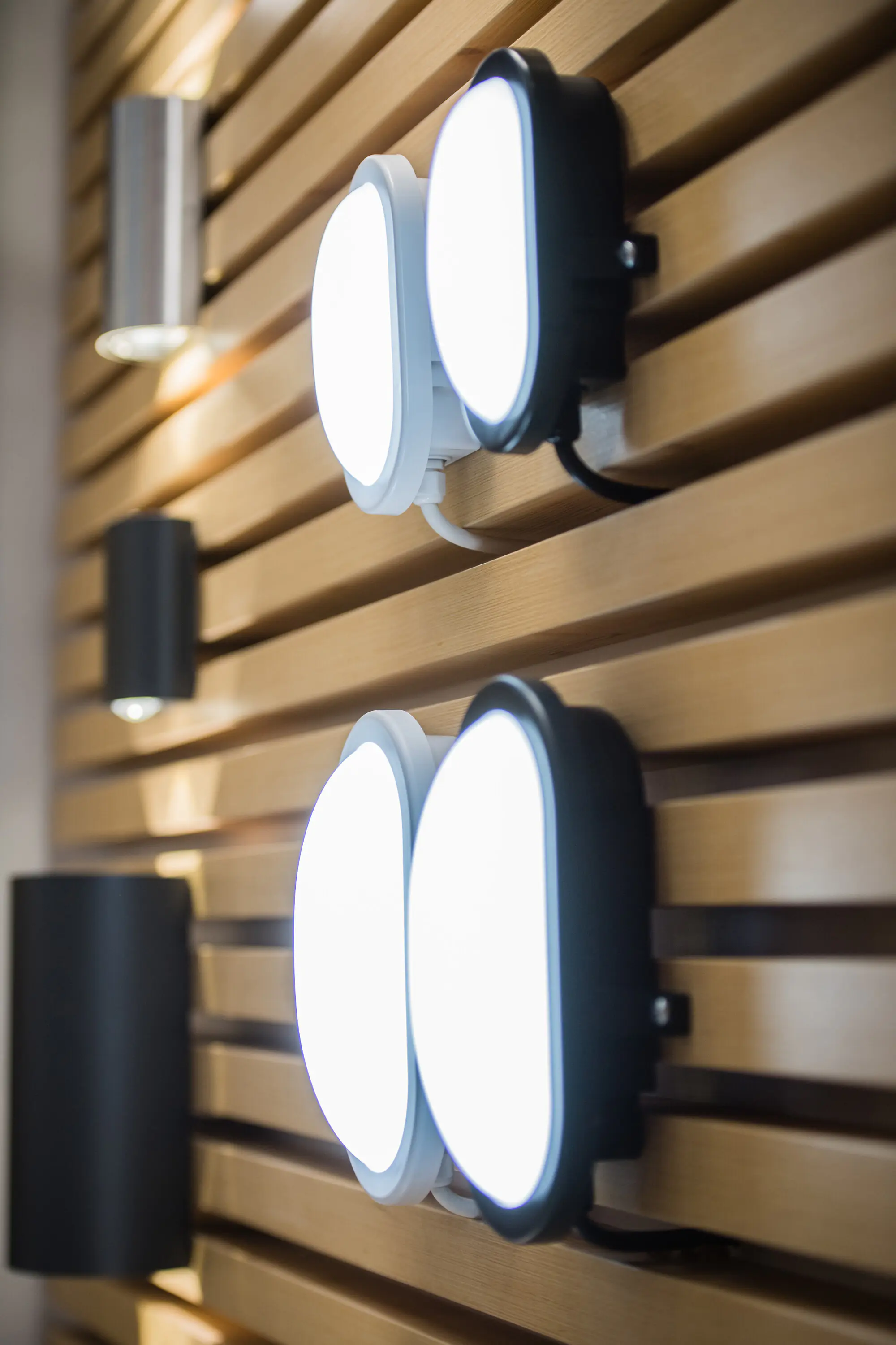 Ledvance LED Ovalleuchte Bulkhead weiß 5,5 Watt, IP 54