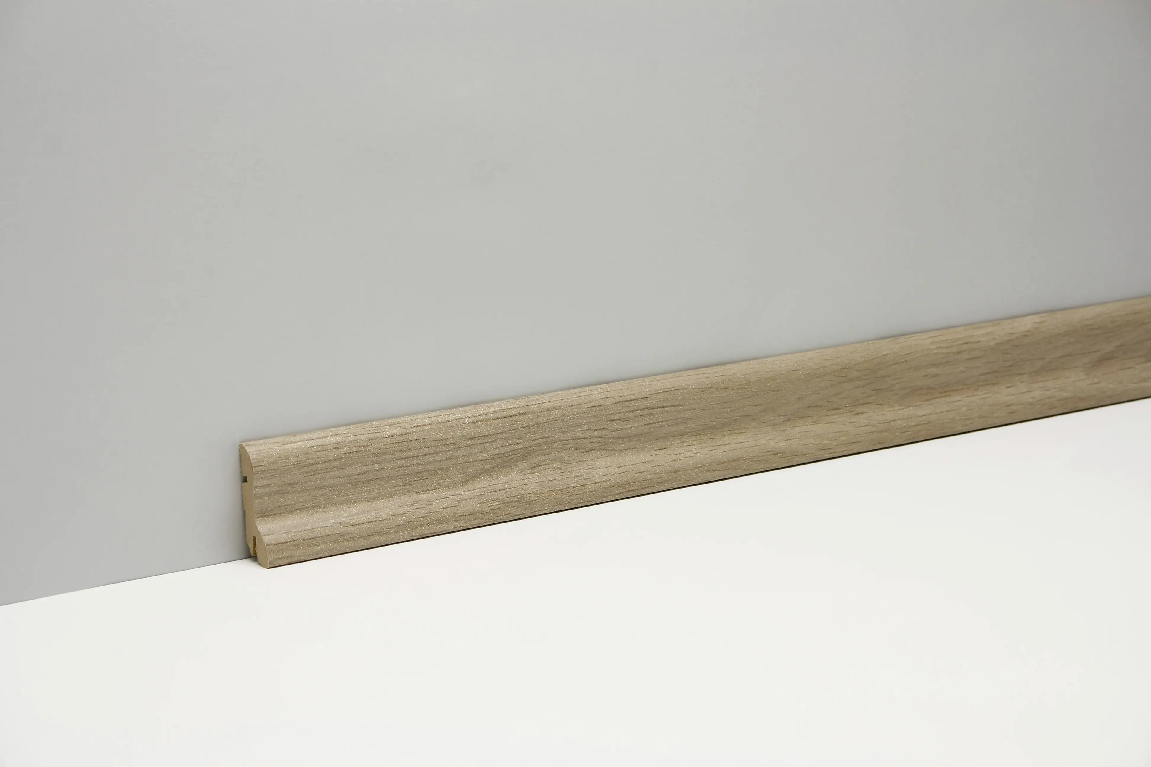 Classen Clip-Fußleiste 240 cm 40 x 20 mm Elfenbein