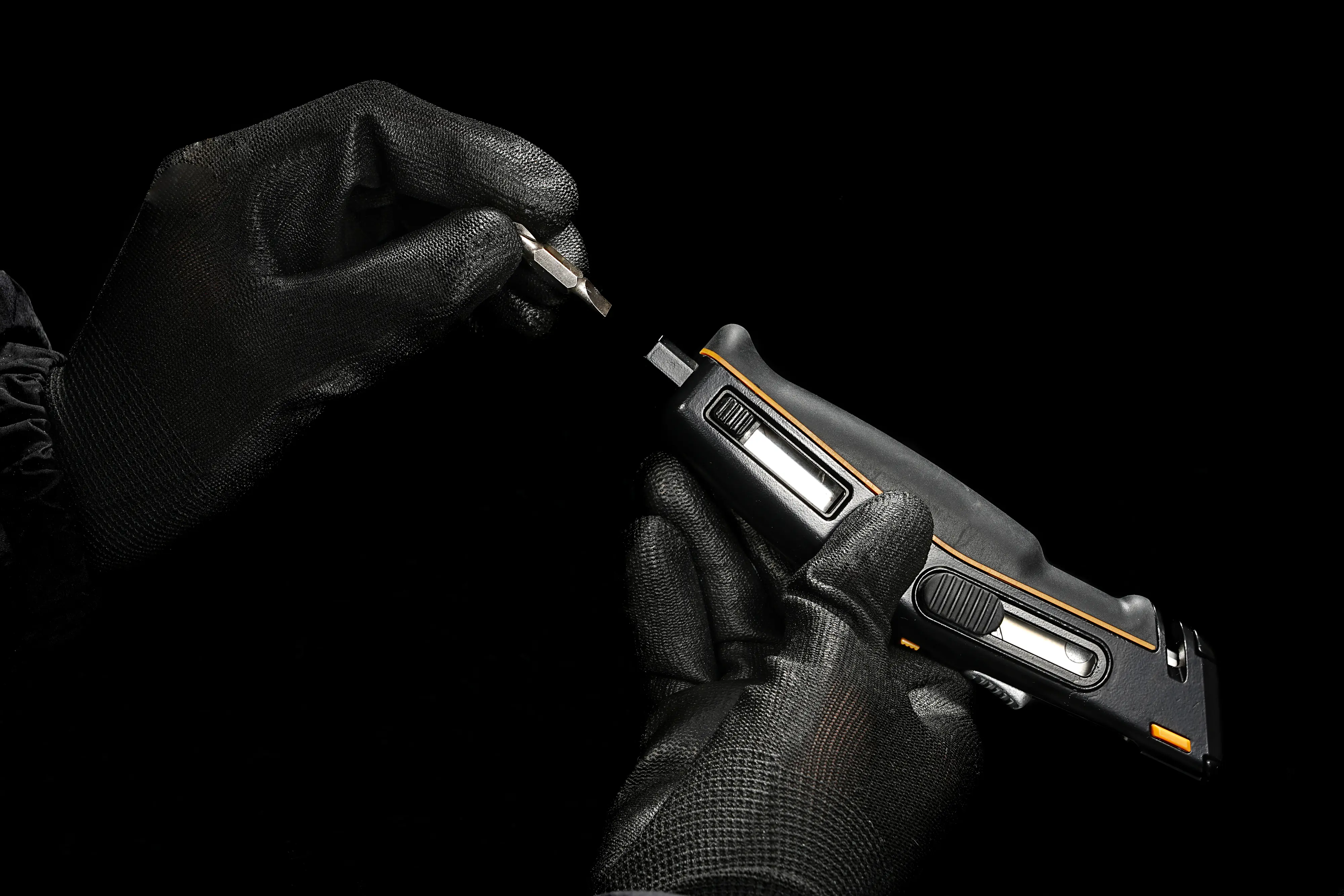 Primaster Multifunktions-Universalmesser mit integriertem Schraubendreher