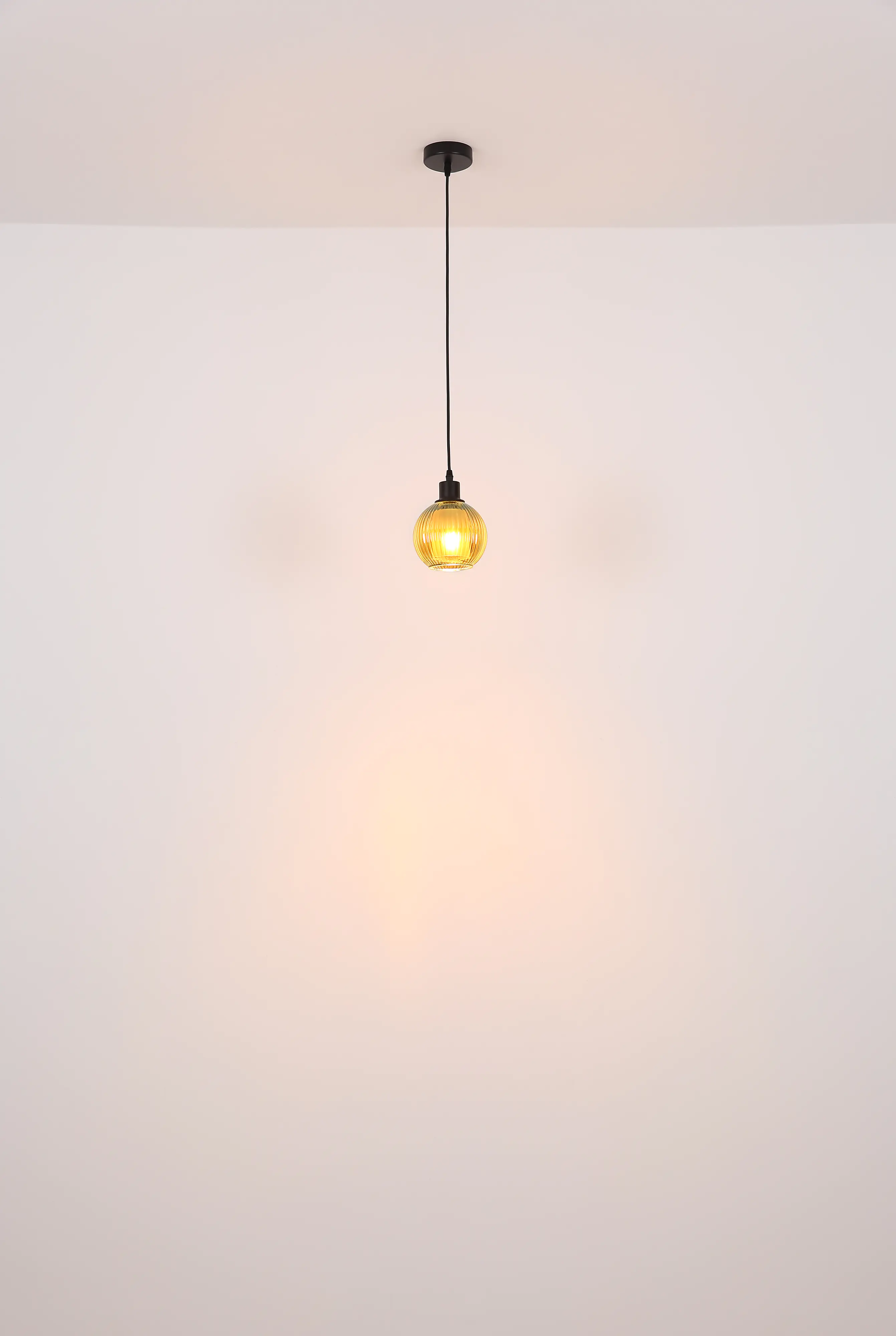 Globo 4er Hängeleuchte Zumba schwarz 90 x 15 x 120 cm E27