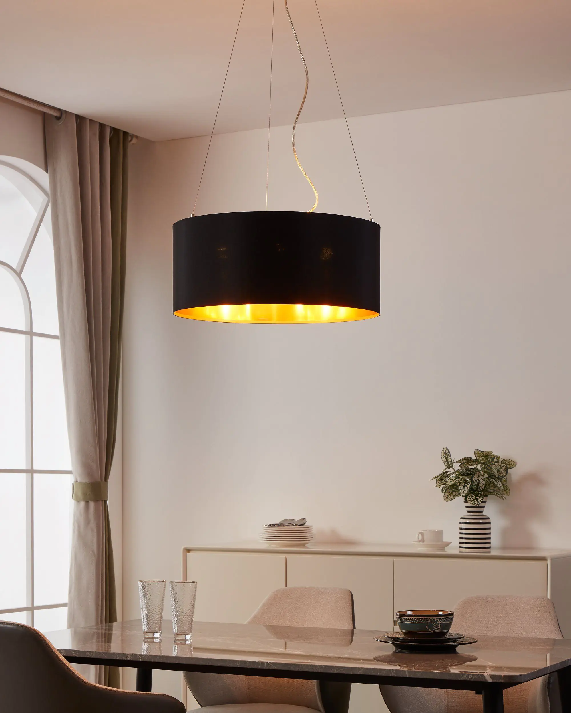 Eglo Pendelleuchte Maserlo schwarz-gold Ø 53 cm E27, max. 60 W