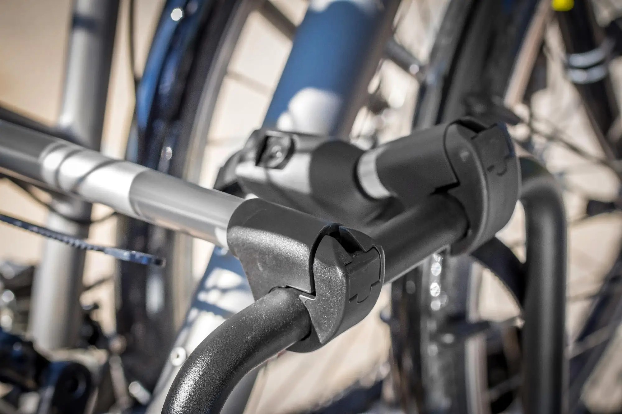 EUFAB Fahrradheckträger Hawk Plus für 2 Fahrräder teilweise vormontiert