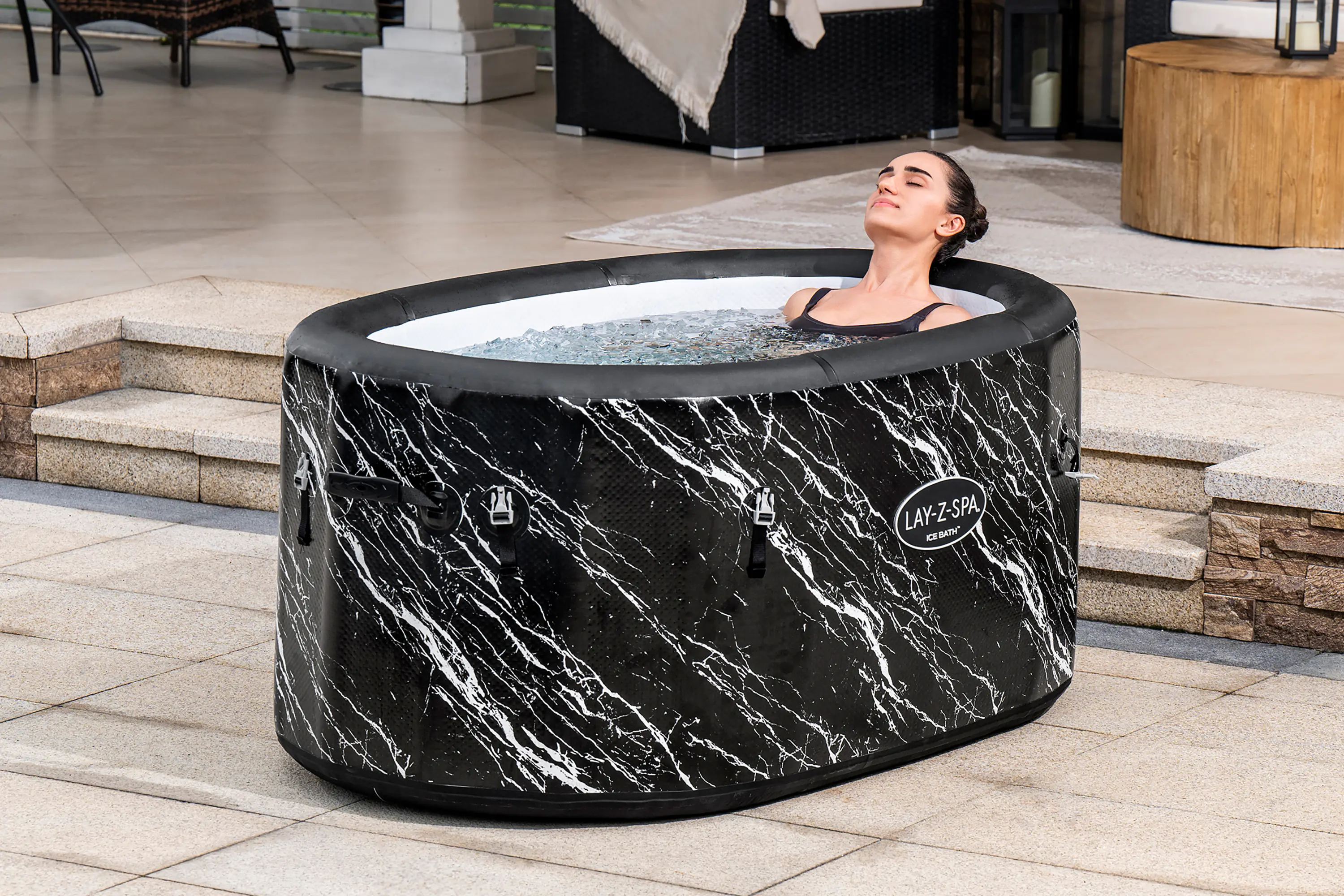Bestway Eisbad LAY-Z-SPA FortiFiber Glacial Dip mit Filterpumpe 71 x 92 x 152 cm