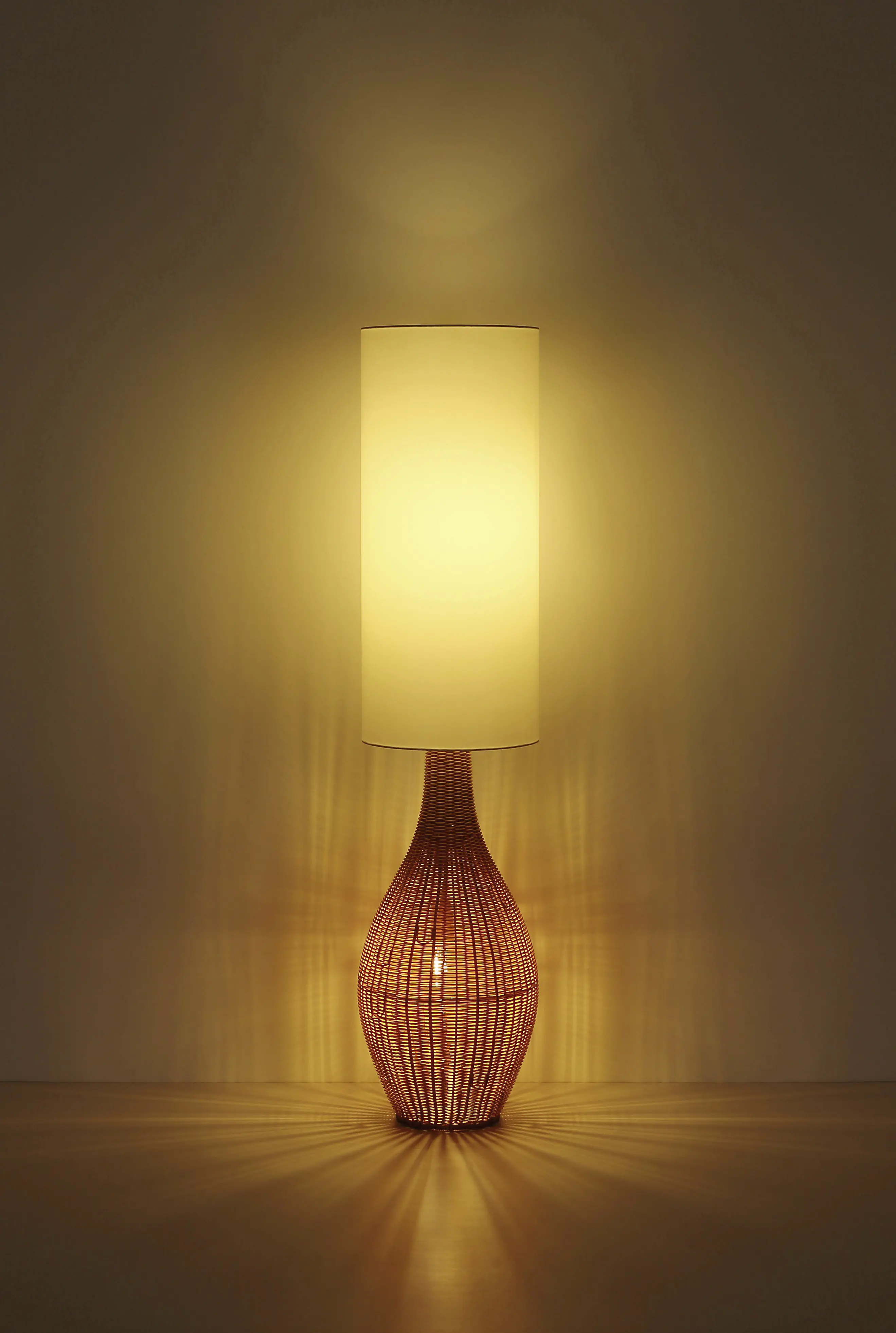 Globo Stehleuchte Anko 125 cm braun rattan-optik