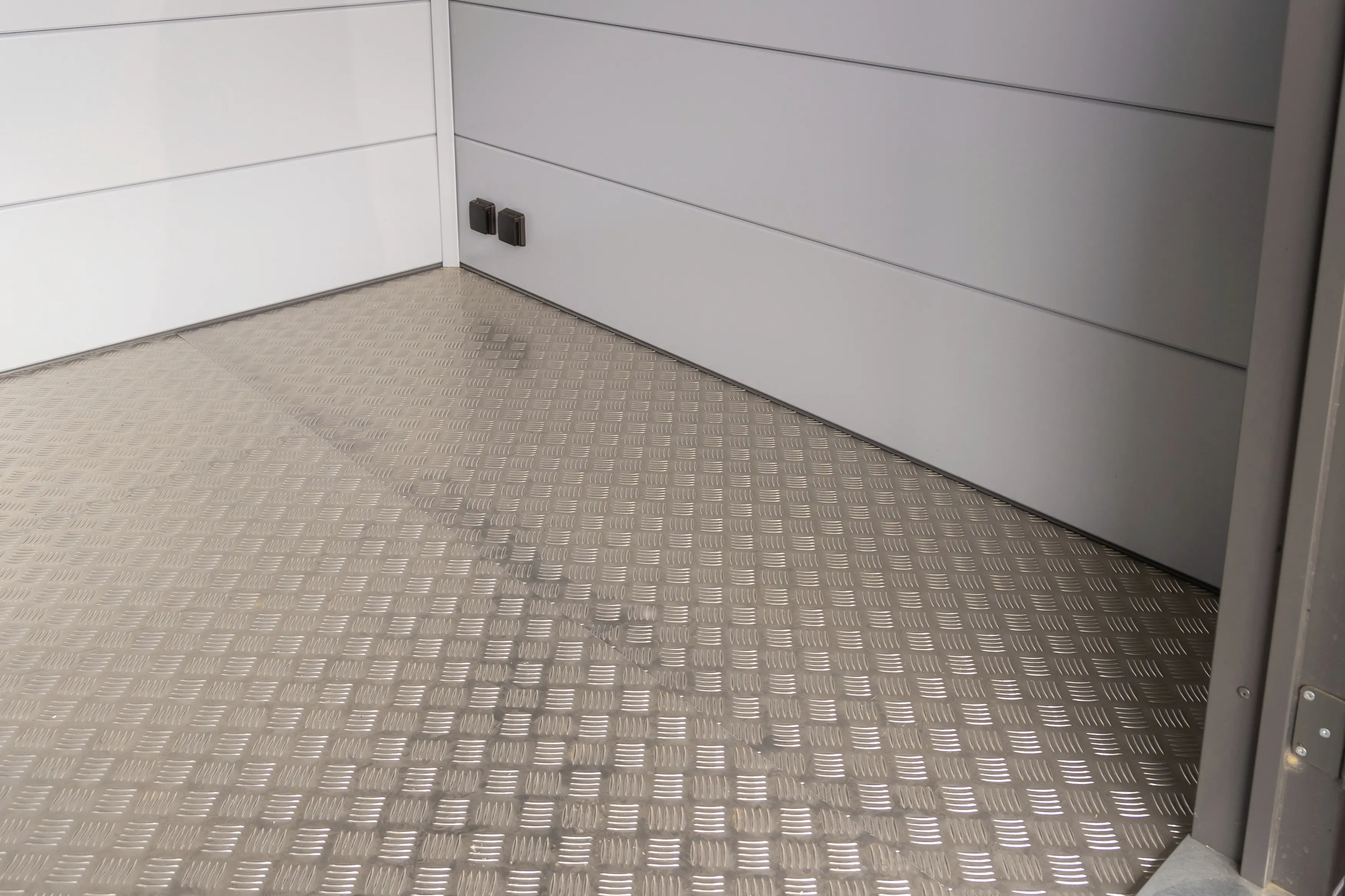 Telluria Fußboden Duo 2721 für Gerätehaus aluminium