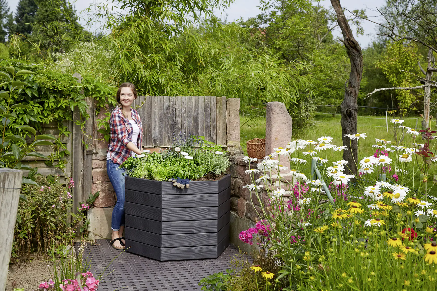 Garantia Hochbeet Ergo L 75 95 x 110 x 75 cm, wood, mit Flora Wassersystem
