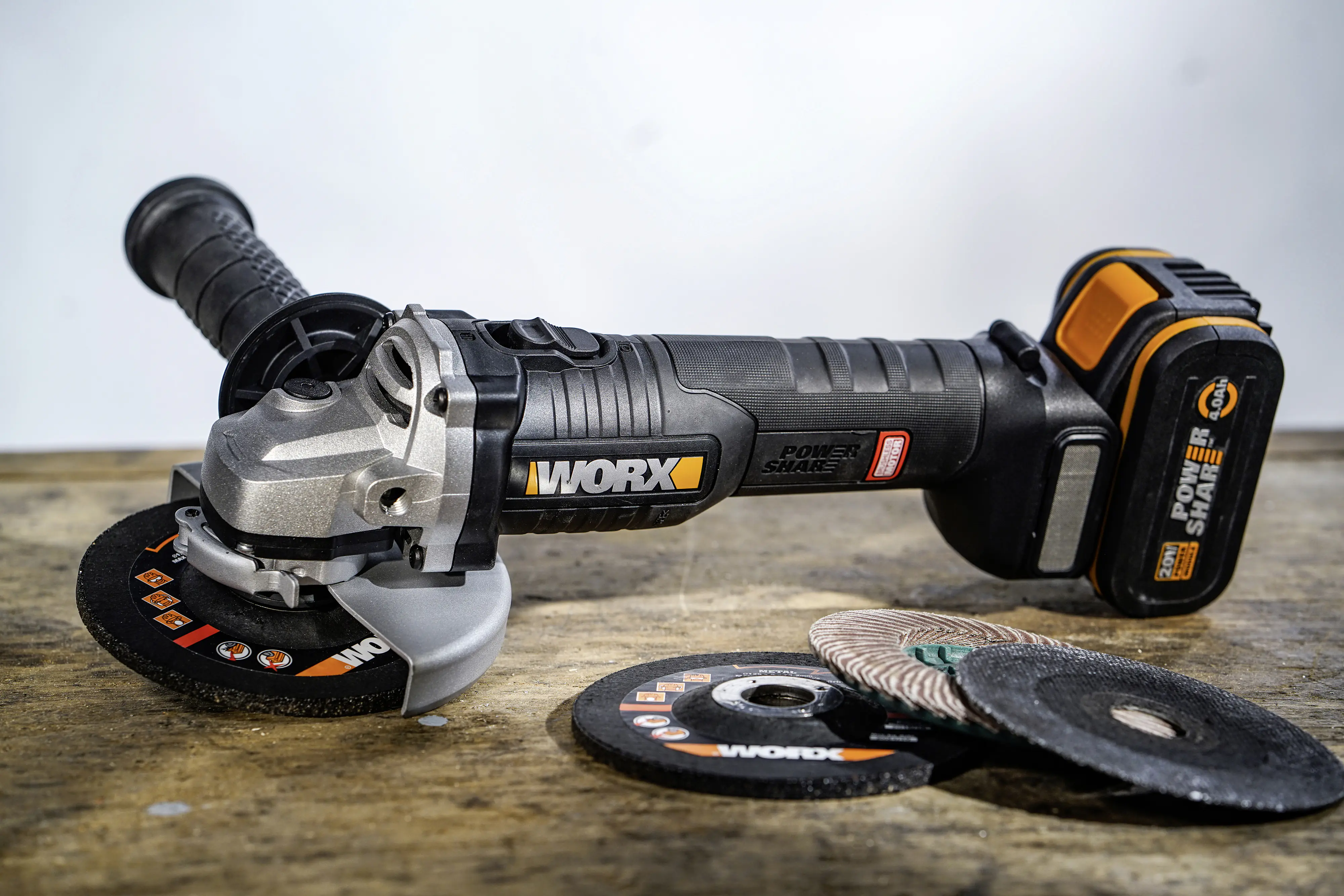 Worx Akku-Winkelschleifer WX812 20 V 4,0 Ah 125 mm bürstenloser Motor