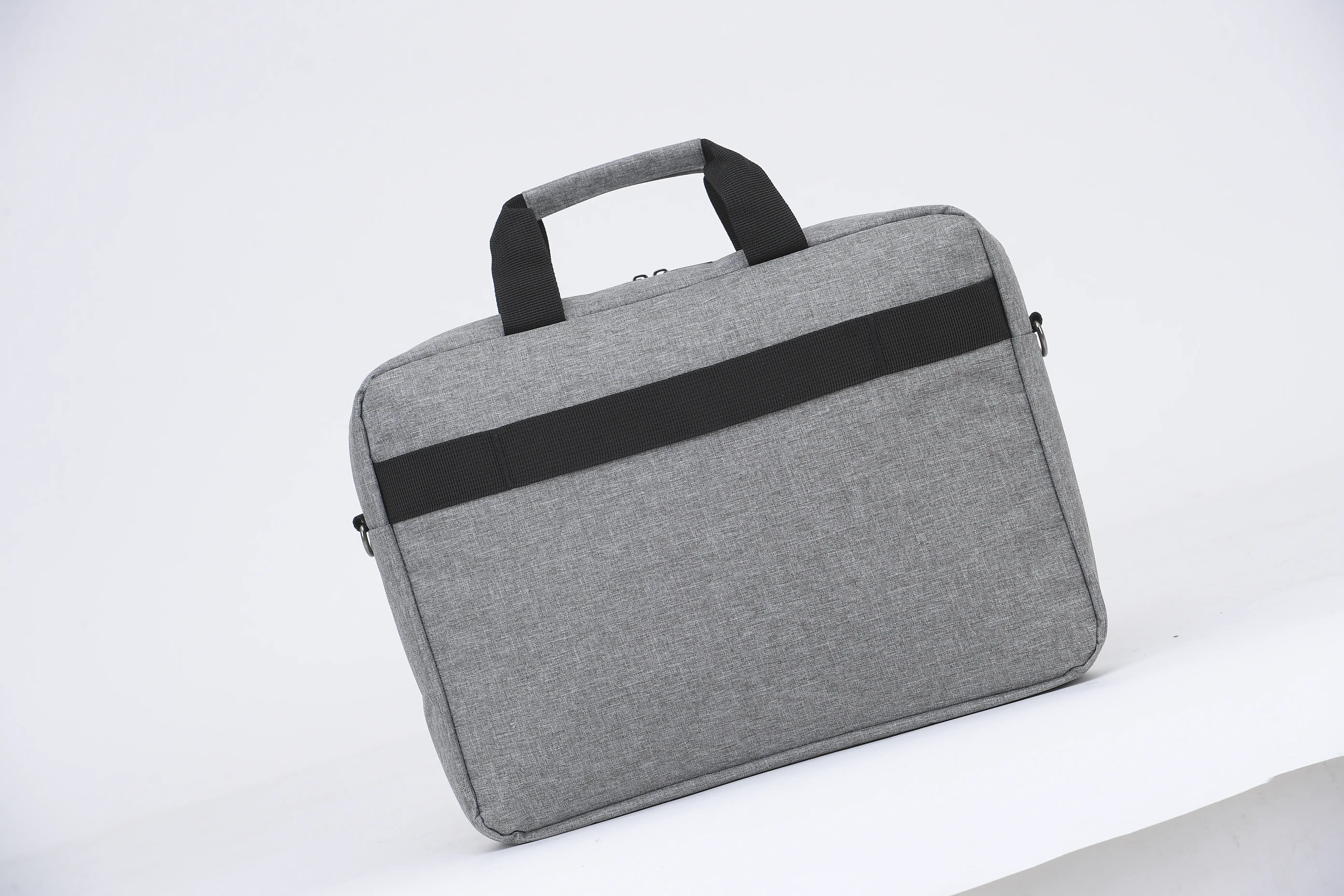 Primaster Notebooktasche grau, 40 x 28 x 6,5 cm (B x H x T) bis 15,6"