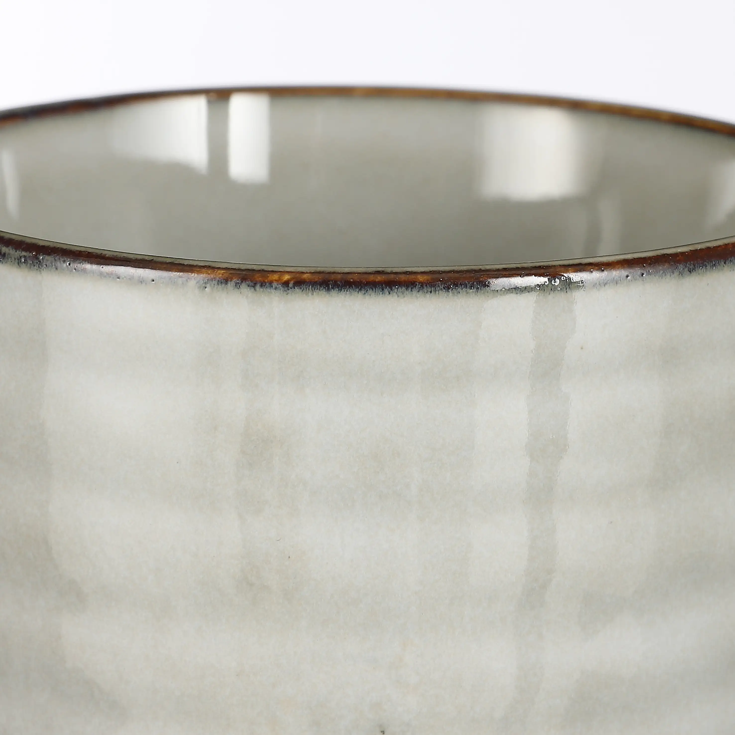 Mica Becher Tabo grau, 9 cm x 9 cm