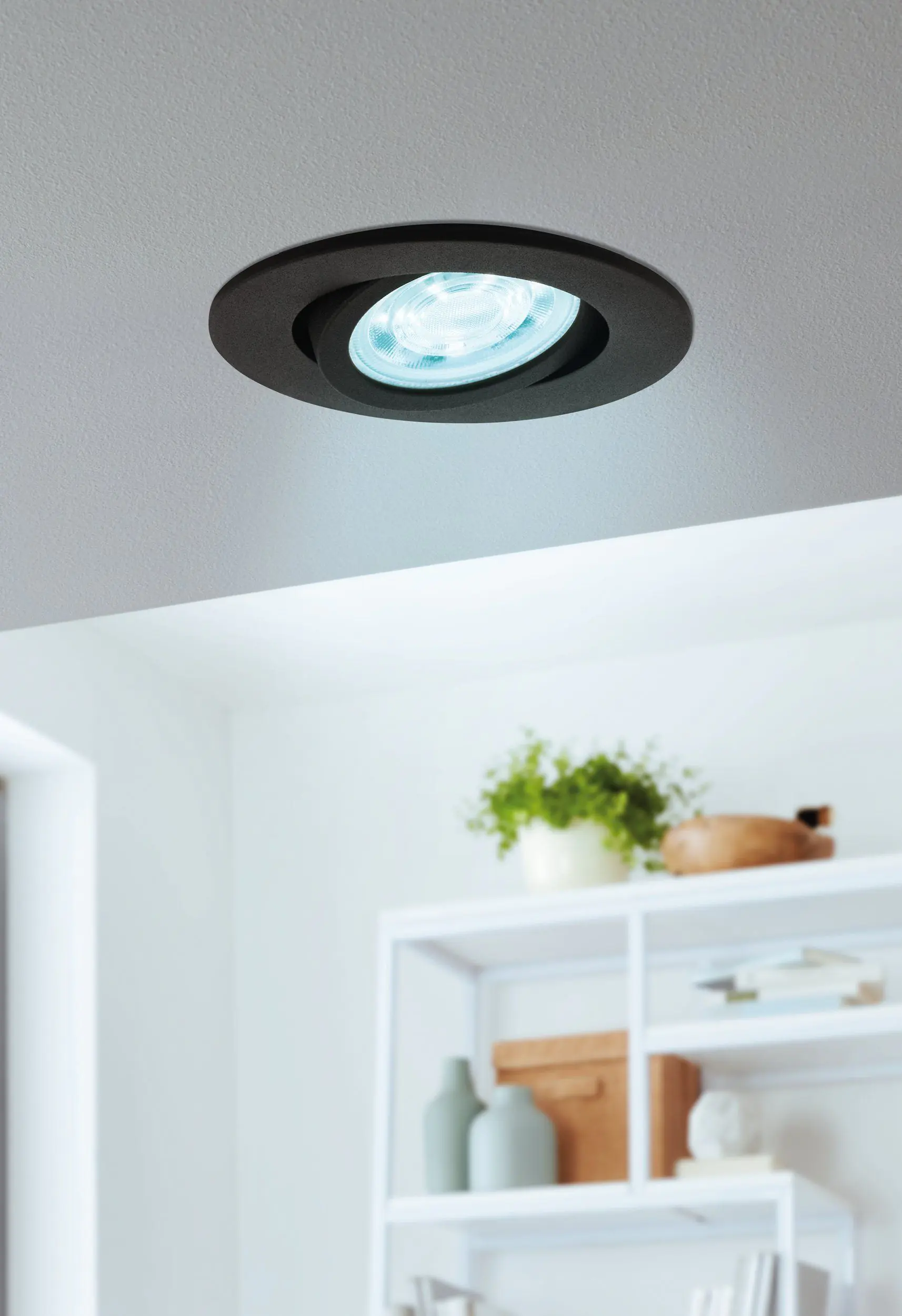 Eglo Connect Einbauleuchte Saliceto-Z schwarz Ø 8,8 cm dimmbar, ww-kw, RGB