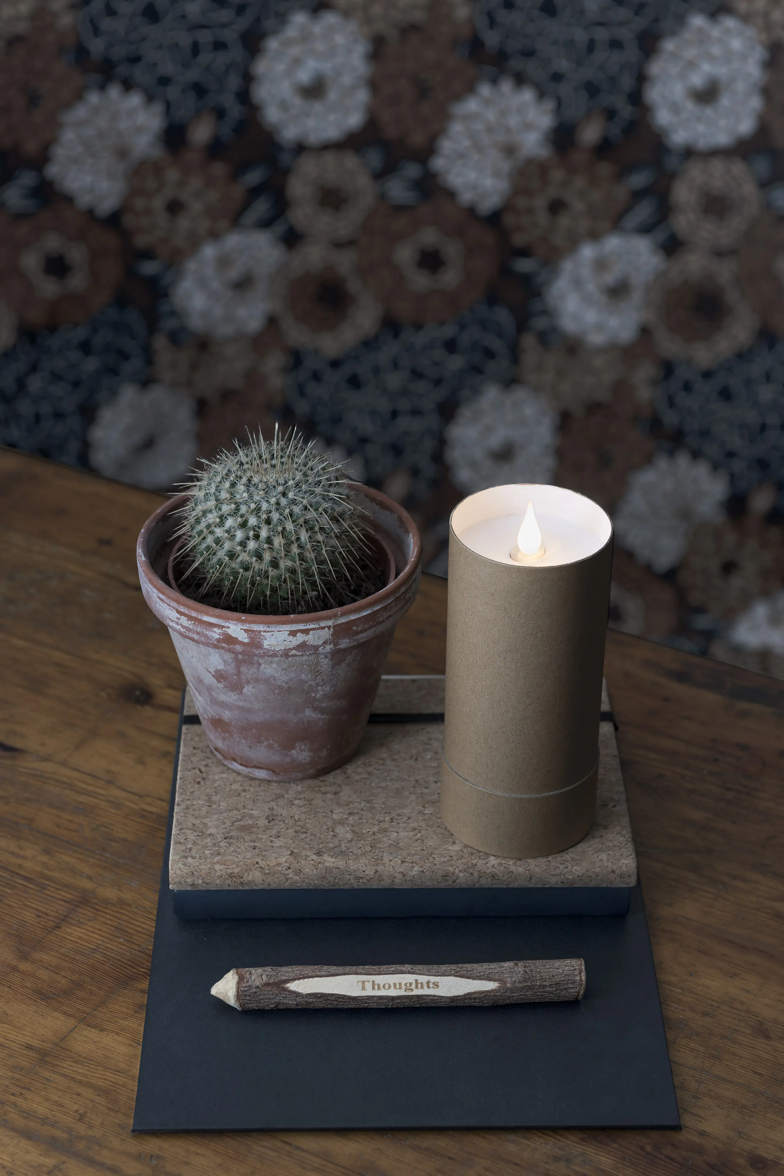 Konstsmide LED Kerze mit Deckel 3D Flamme warmweiß 15,5 x Ø 7 cm braun