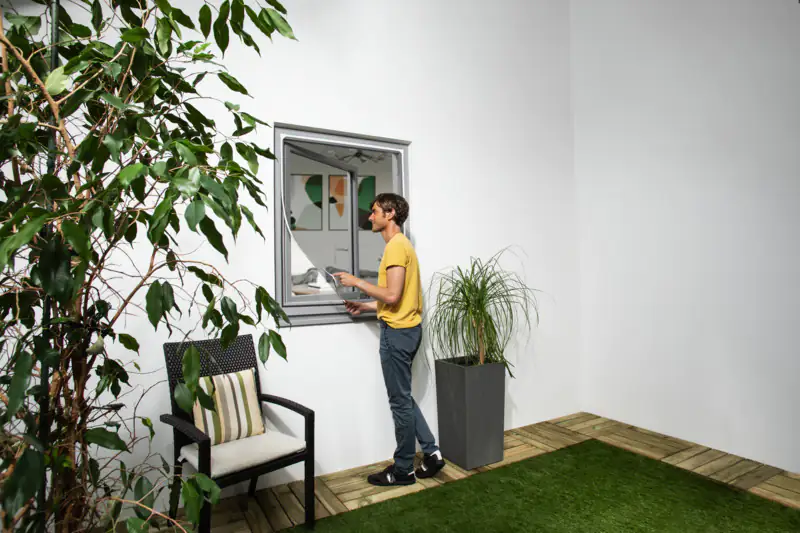 TrendLine Fliegenschutz-Magnetfenster 100 x 120 cm weiß/weiß kürzbar