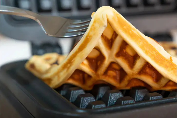 Unold Waffelautomat Brüssel  1500 Watt, für 17x10 cm Waffeln