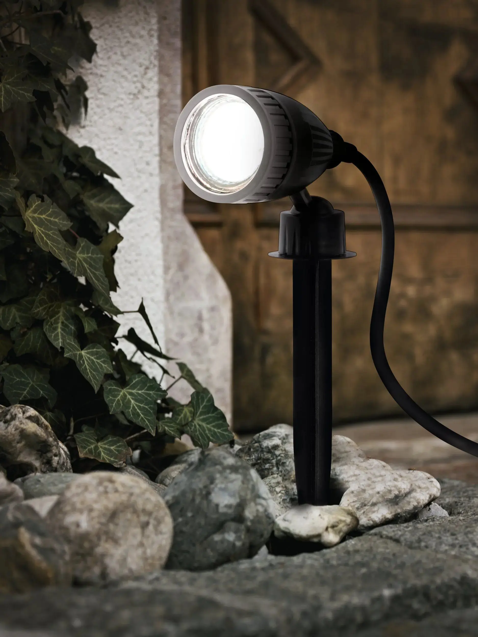 Eglo LED Außen-Strahler Nema 1 schwarz 18,5 x 11,5 cm GU10 Erdspieß