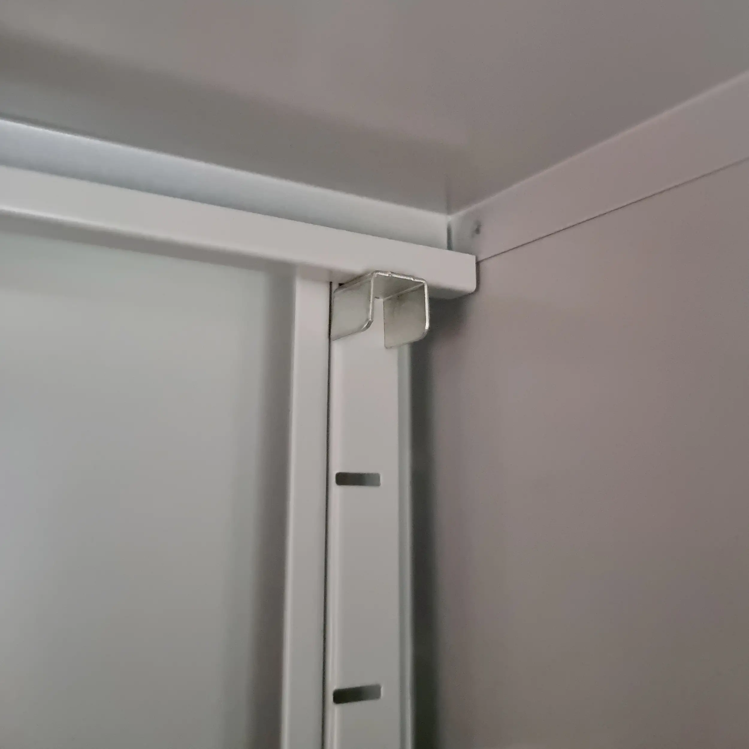 Inofec Metallschrank 195 x 92 x 42 cm