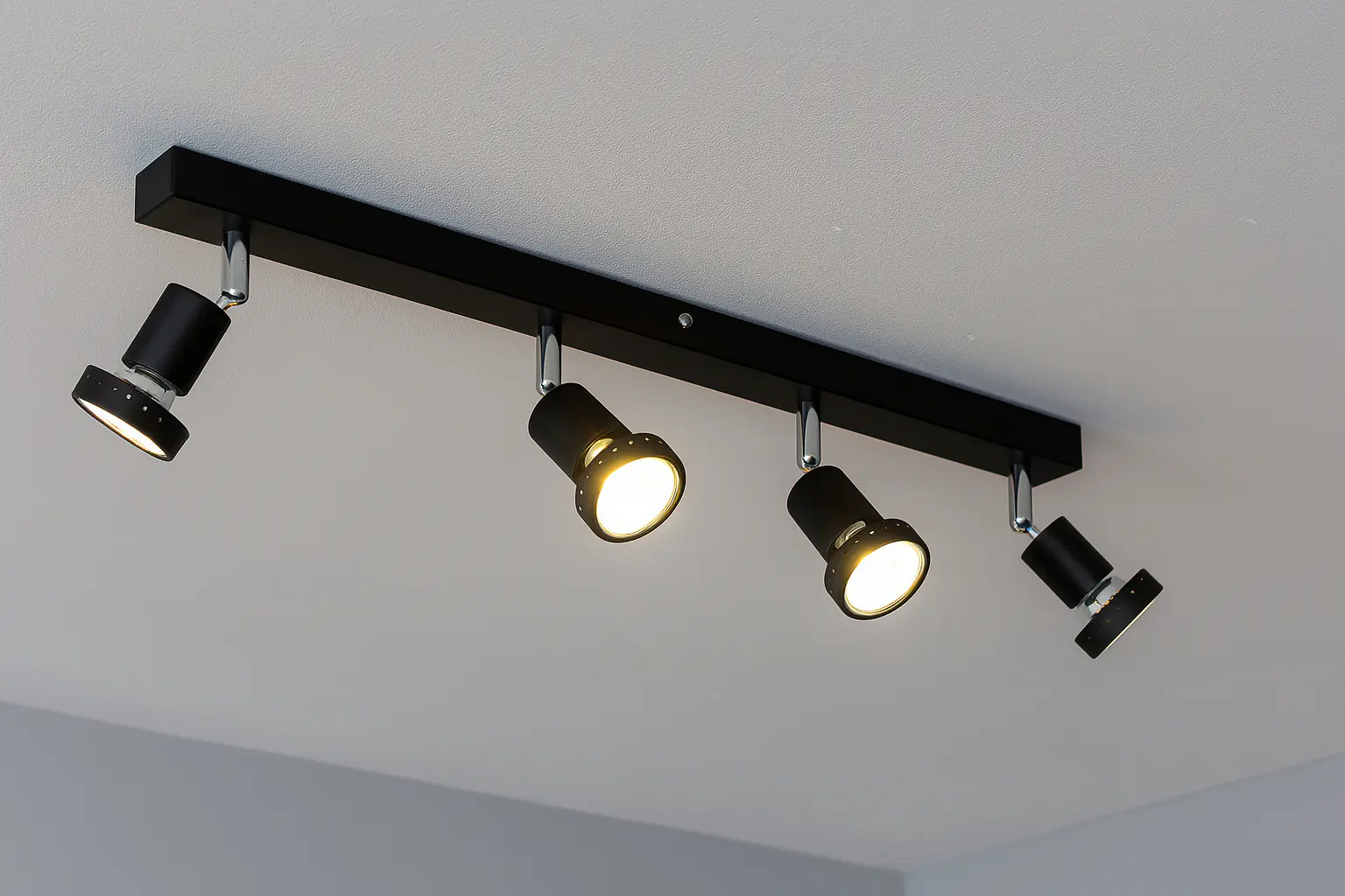 Primaster LED-Deckenlampe 4er Spot Chicago GU10 46 x 8 cm schwarz