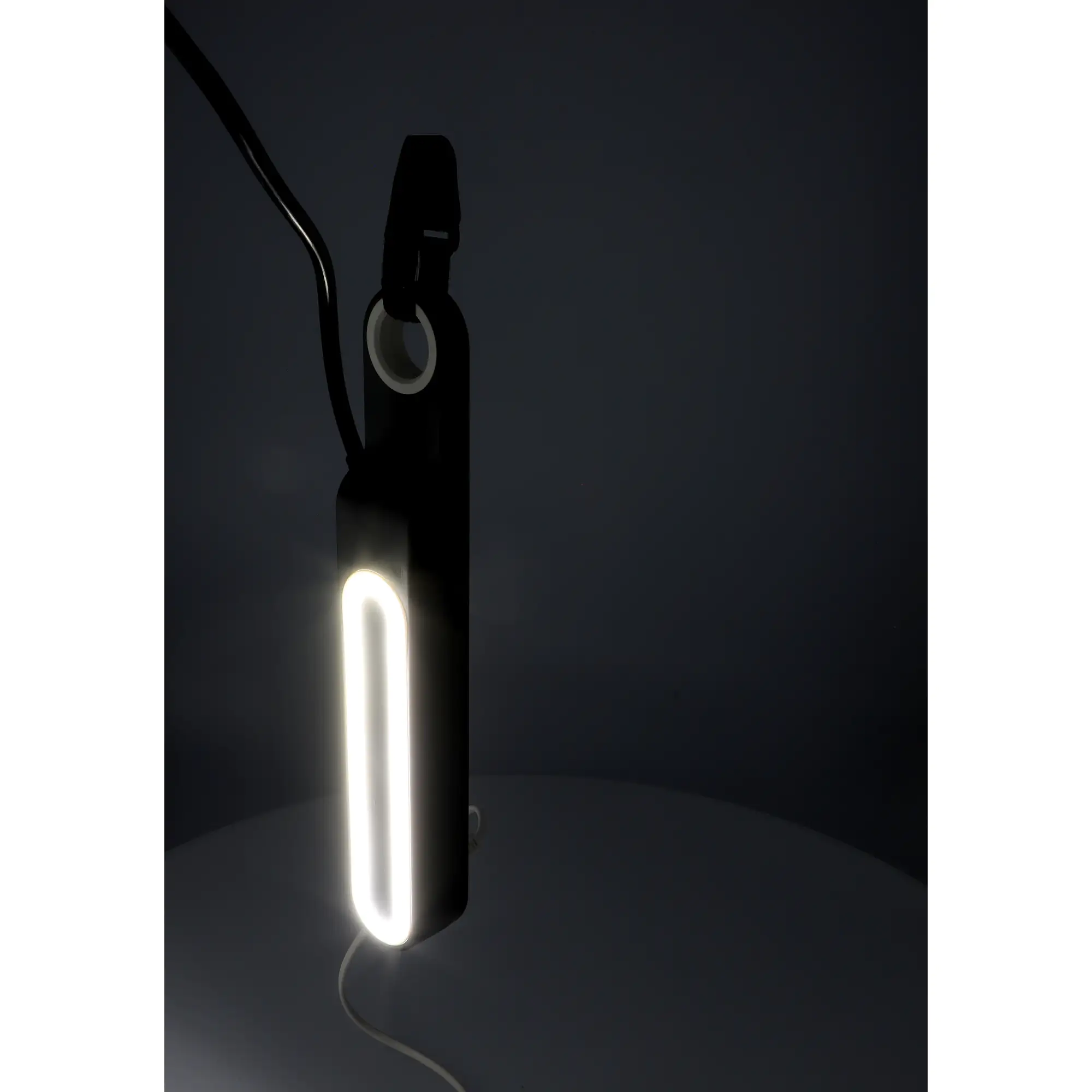 LED Steckdosenleiste mit Arbeitsleuchte mit 4 Schutzkontaktsteckdosen, anthrazit