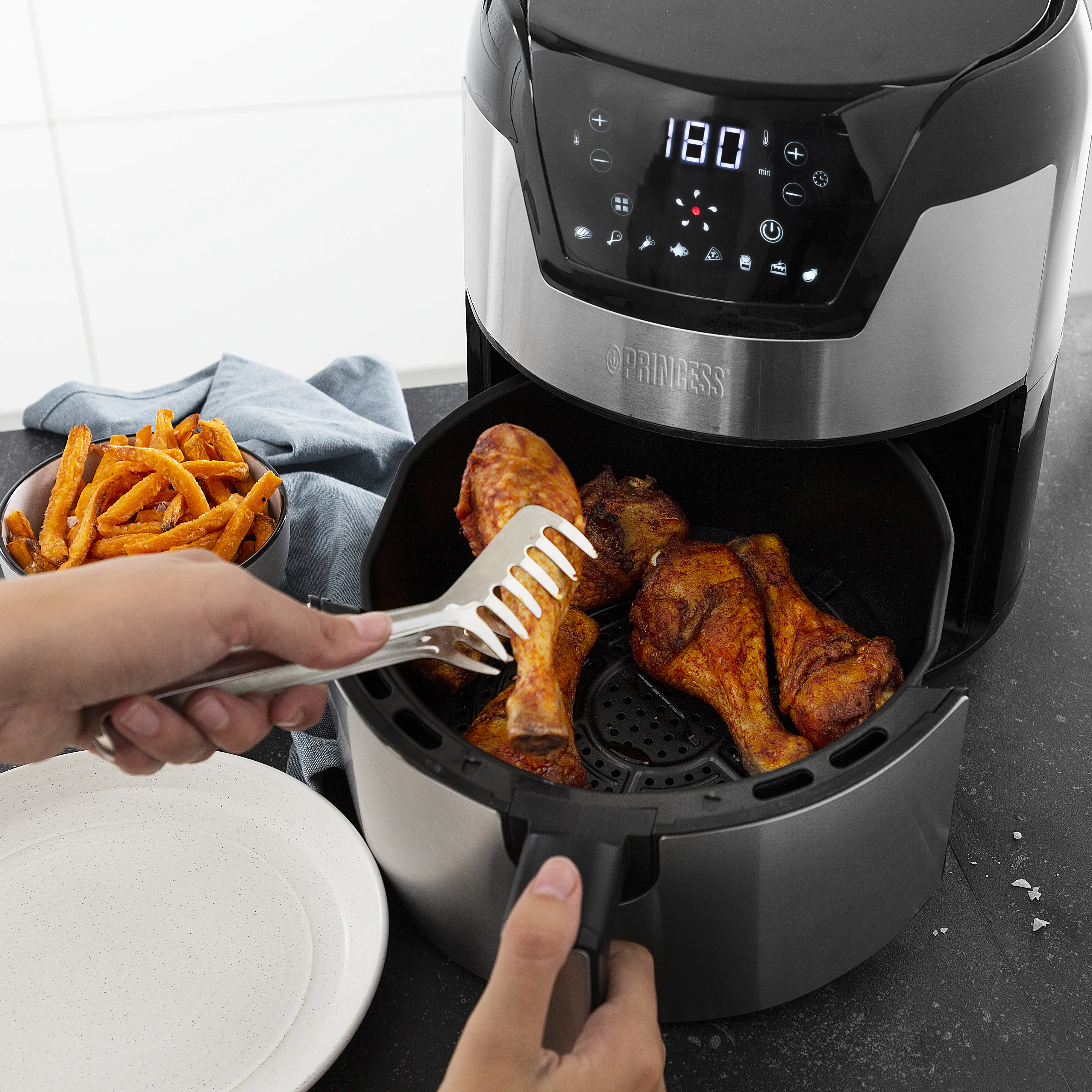 Princess Heißluftfritteuse XXL 4,5 L 1500 W
