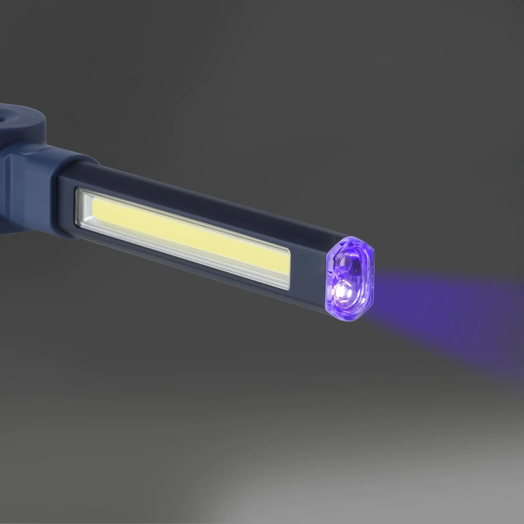 Cartrend LED-Stableuchte mit Magnetfuß 500 Lumen