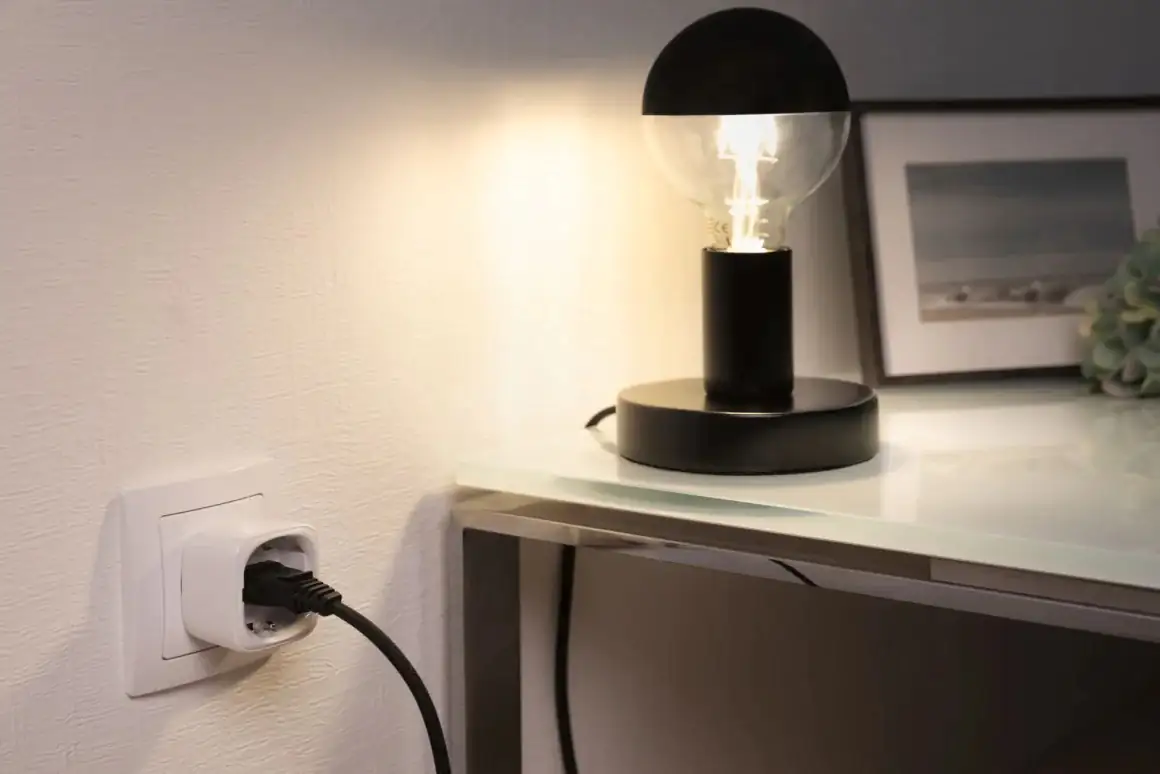 Paulmann Zwischenstecker Zigbee Typ EF-CEE 7/7 weiß IP20