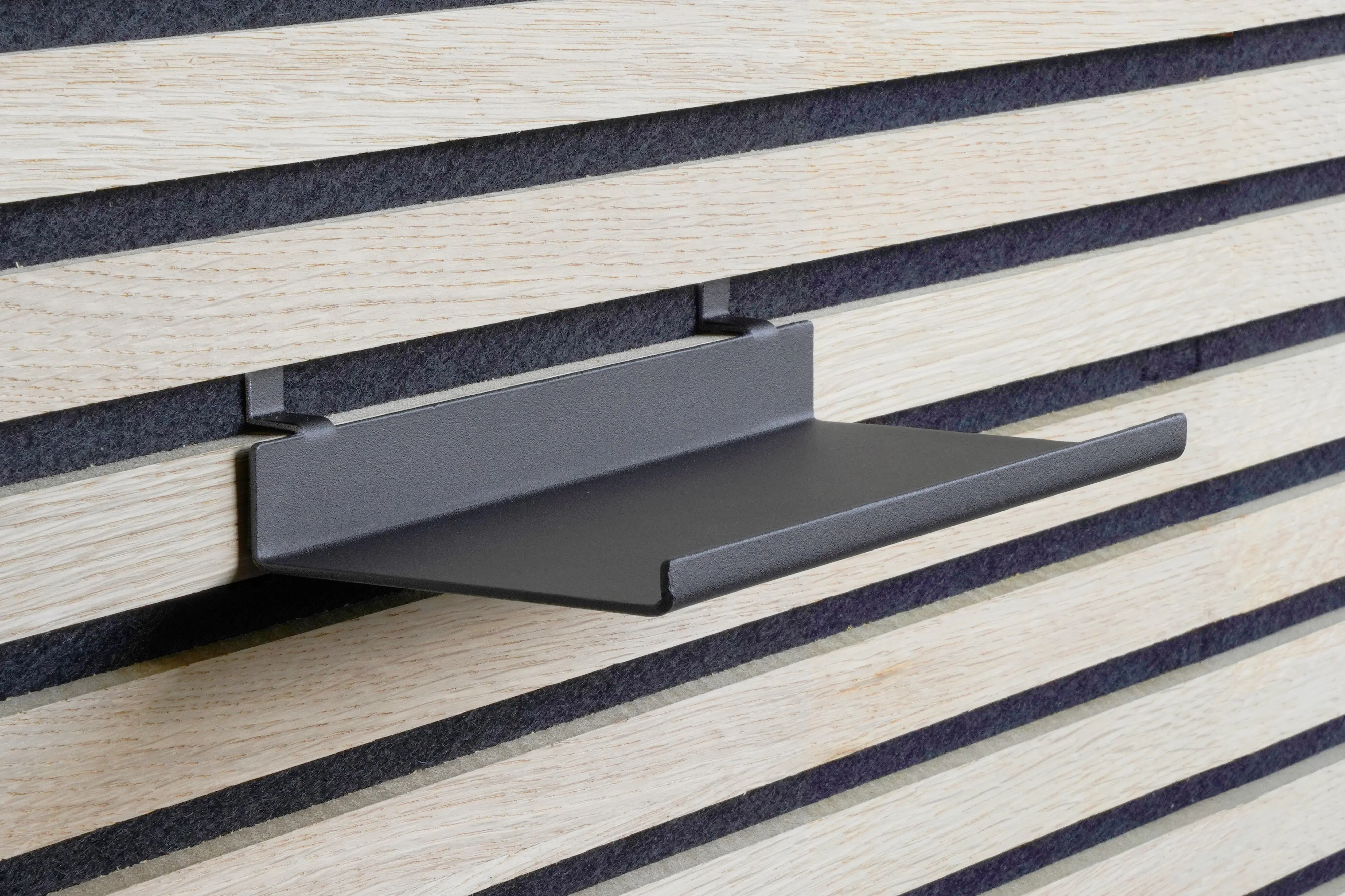 Dolle Ablage für Akustikpaneele 20 x 10 x 4,4 cm schwarz