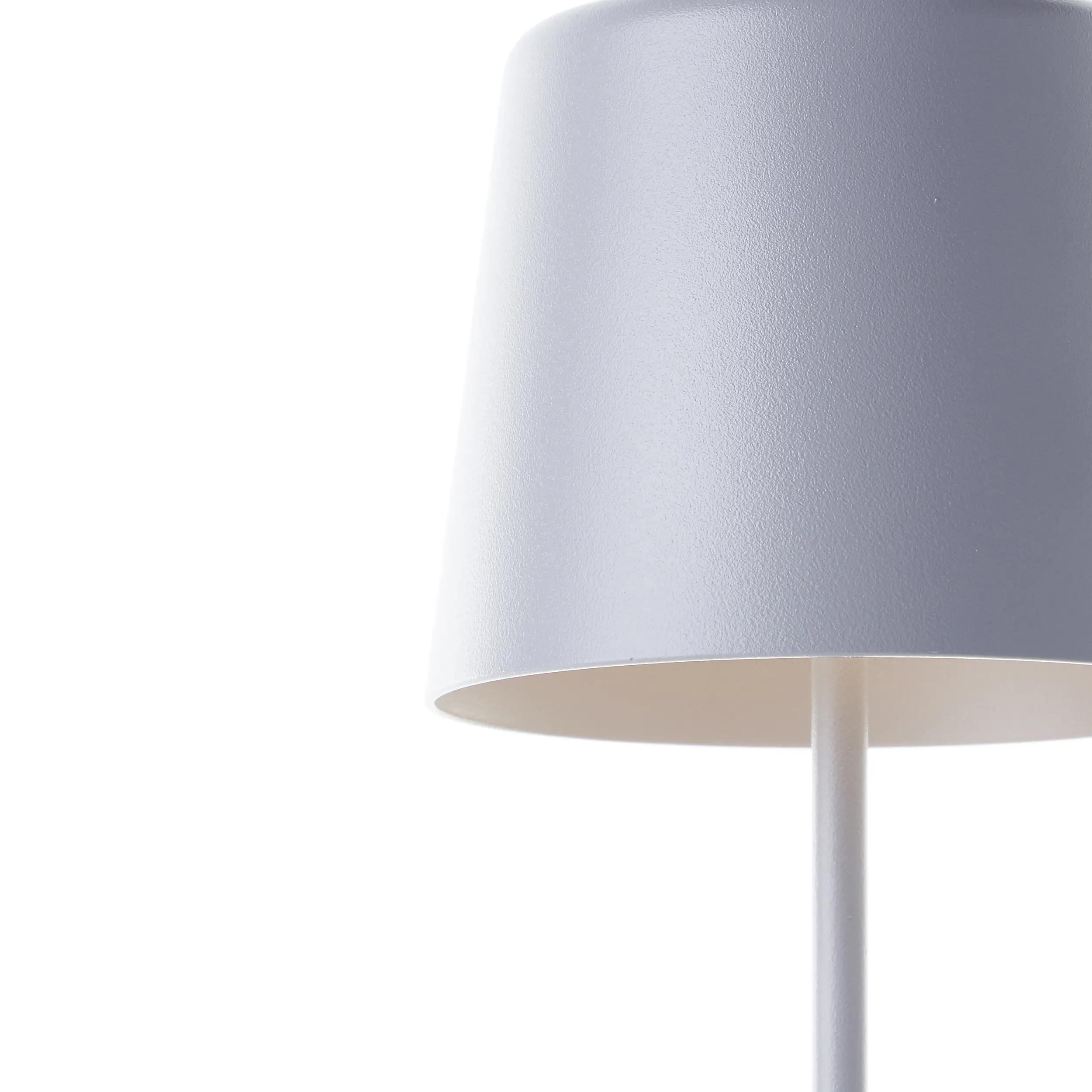 Brilliant LED Akku-Tischlampe Kaami 37 cm dimmbar USB-Kabel grau warmweiß 