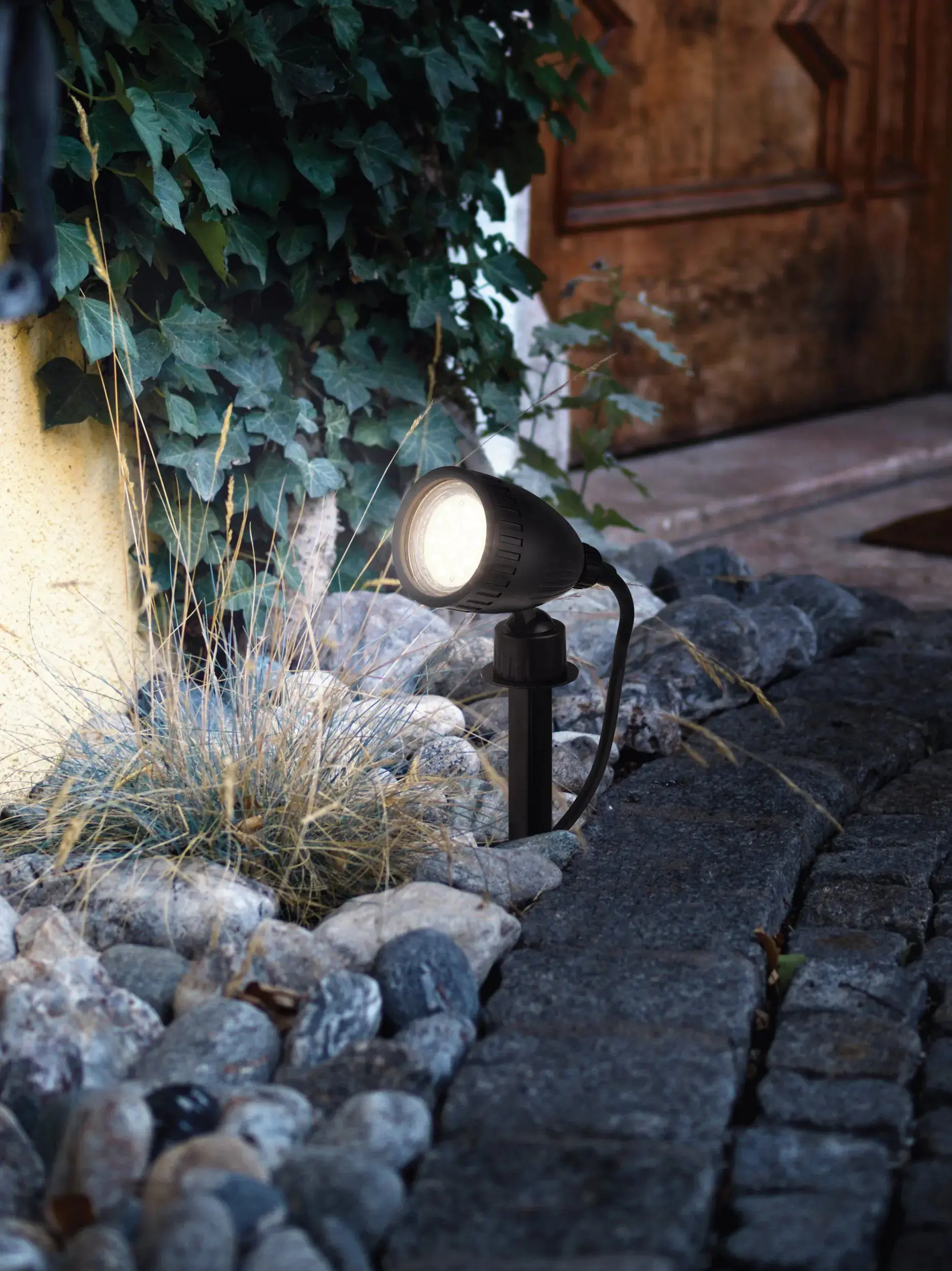 Eglo LED Außen-Strahler Nema 1 schwarz 18,5 x 11,5 cm GU10 Erdspieß