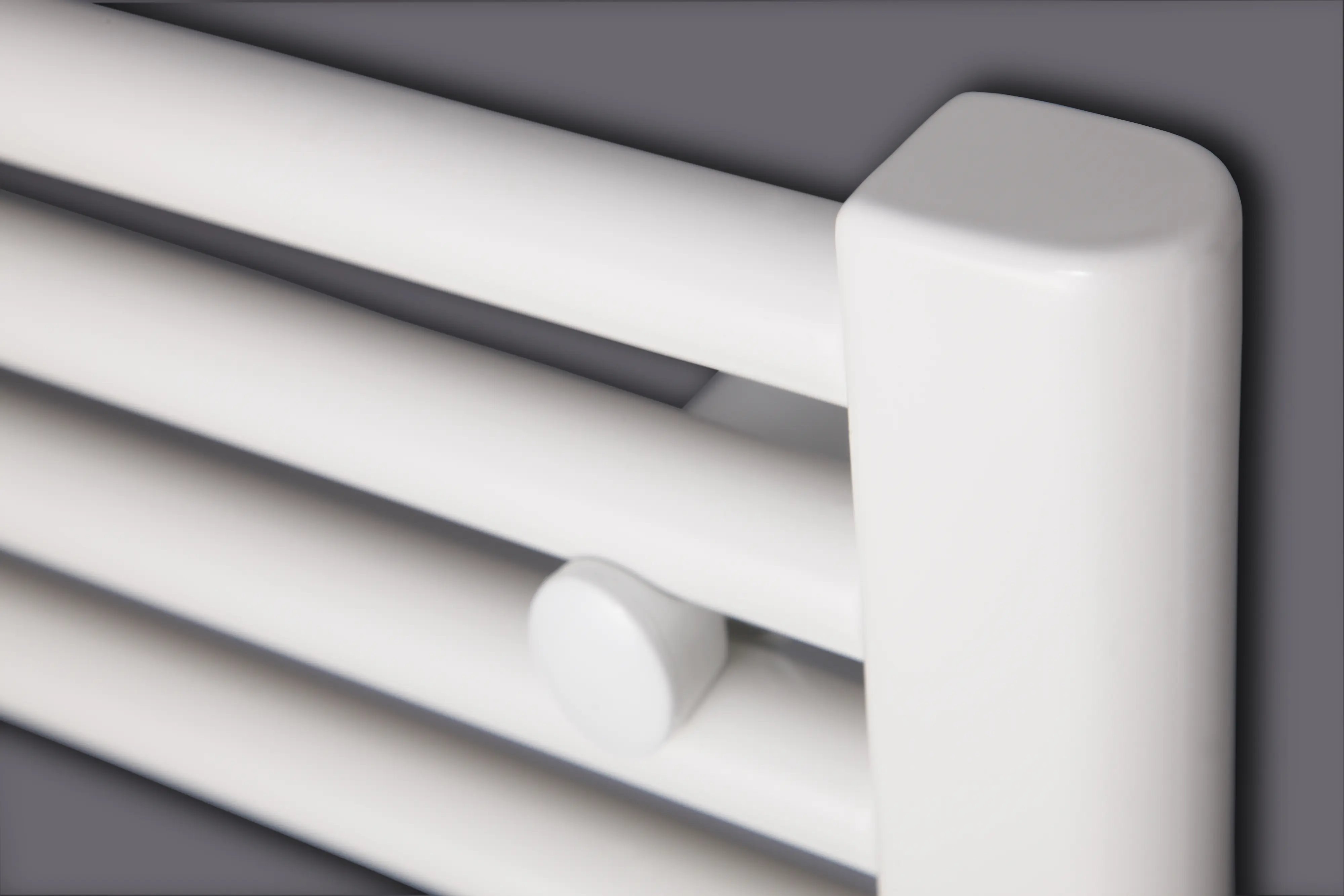 Ximax Handtuchheizkörper Alpha 175 x 50 cm 815 Watt weiß